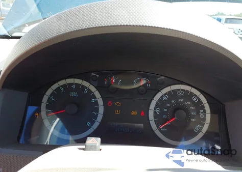 2010 Ford Escape Xlt from USA, damaged, VIN 1FMCU9DG9AKD05219